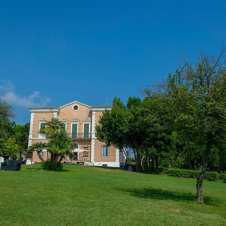 Tenuta Villa Colle Sereno 몬테마르치아노 외부 사진