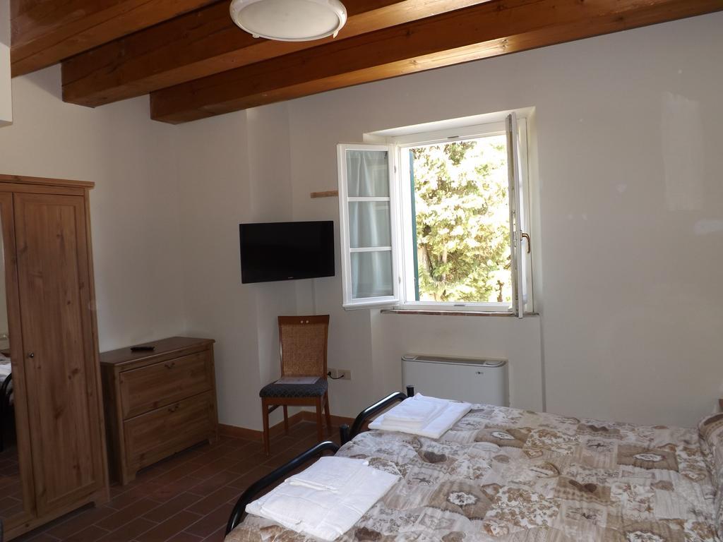 Tenuta Villa Colle Sereno 몬테마르치아노 외부 사진