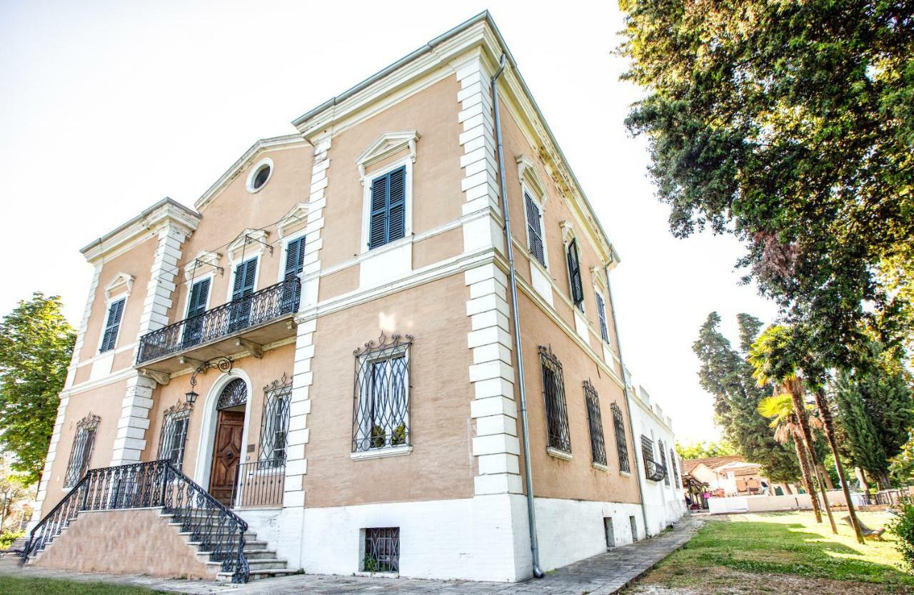 Tenuta Villa Colle Sereno 몬테마르치아노 외부 사진